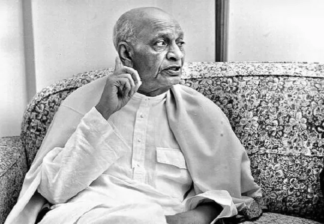लौह पुरुष' सरदार वल्लभ भाई पटेल की आज 68 वीं पुण्यतिथि, जानिए कैसे जुड़ा  उनके नाम के आगे सरदार - iron man sardar vallabh bhai patel s 68th death  anniversary today-mobile