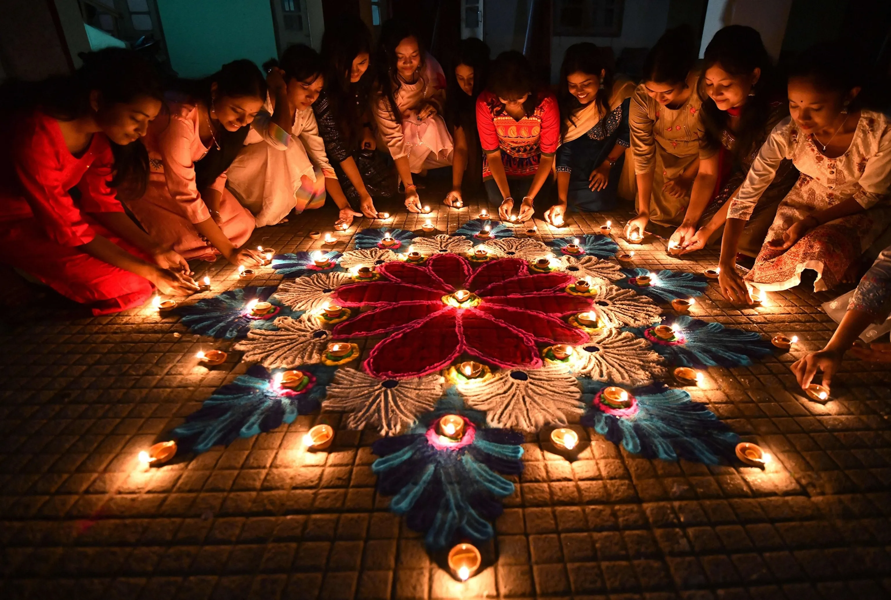 Explaining the history of Diwali, India's festival of lights | National  Geographic