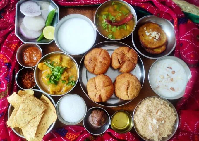 दाल बाटी चूरमा (Dal bati Churma recipe in Hindi) रेसिपी बनाने की विधि in  Hindi by Nisha Ojha - Cookpad