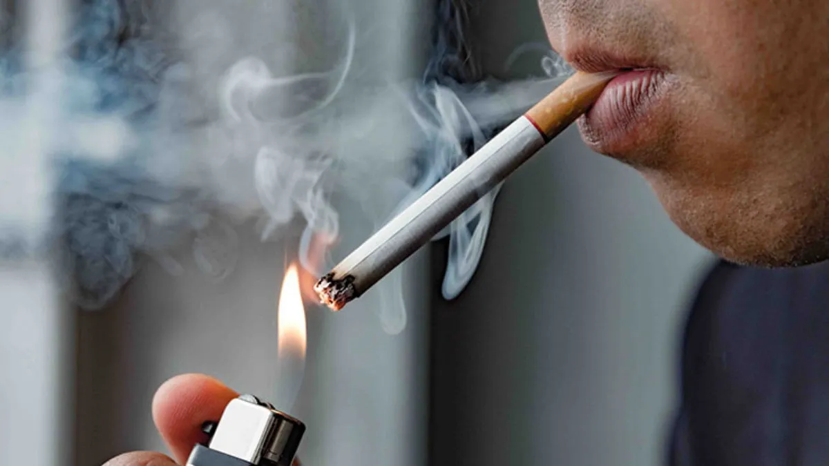 Swami Ramdev: How To Get Rid Of Bloating after Quitting Smoking: स्मोकिंग  किए बिना मोशन नहीं आता? स्वामी रामदेव के ये अचूक नुस्खे करेंगे मदद - India  TV Hindi