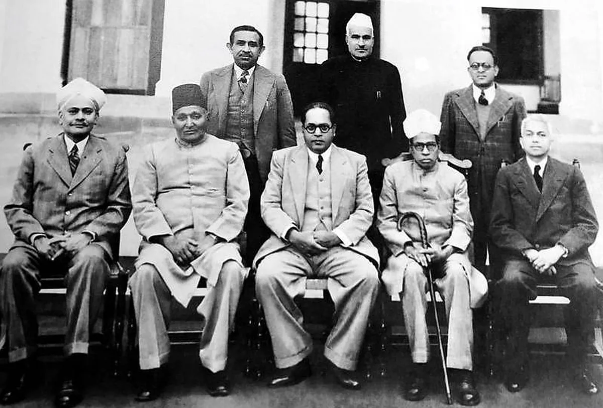 क्या बाबासाहेब ने संविधान नहीं लिखा? जानिए संविधान सभा के दस्तावेज क्या  कहते हैं