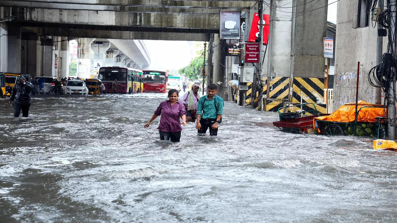 IMD Weather alert: Heavy Rainfall Alert: South India braces for flooding as  Bay of Bengal depression approaches - The Economic Times