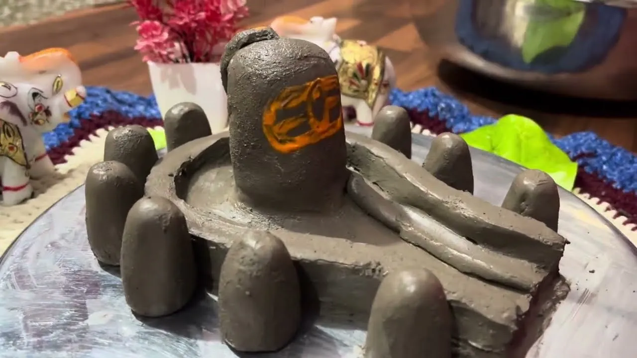 पार्थिंव शिवलिंग बनाने की सरल विधि 🔱how to make parthiv shivling at home  #parthivshivling #mahadev
