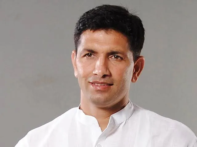 Congress President Jitu Patwari's visit to Betul today | कांग्रेस अध्यक्ष  जीतू पटवारी का आज बैतूल दौरा: मांडवी में करेंगे कार्यकर्ताओं से मुलाकात; 12  ब्लॉक से ली जा ...