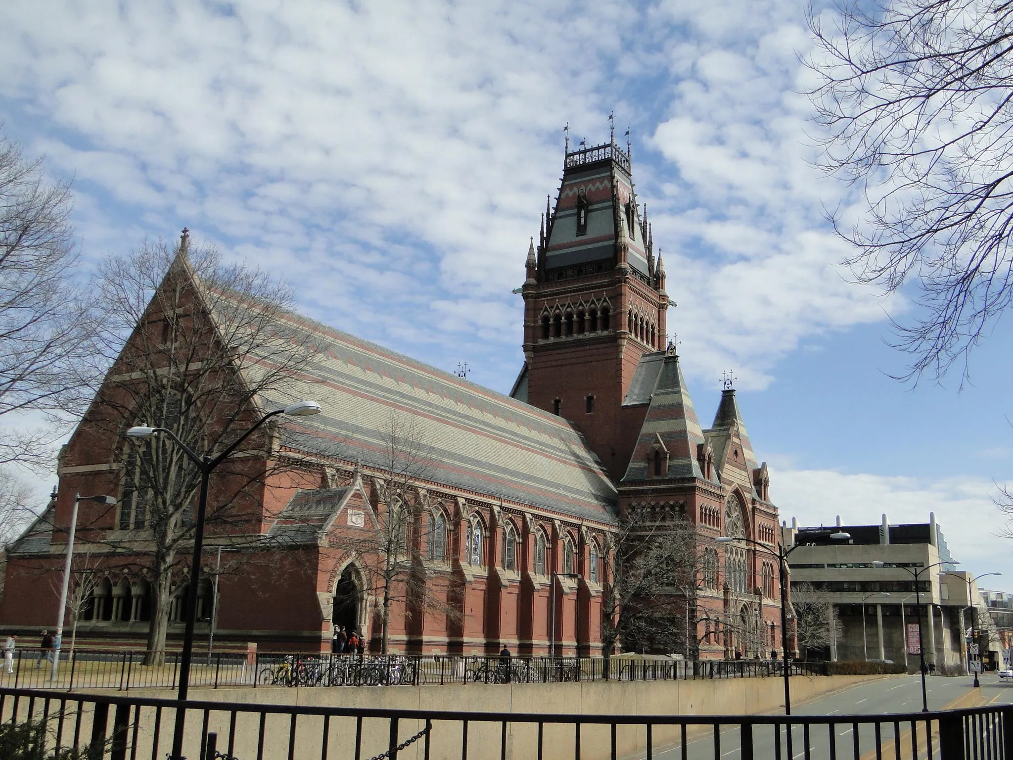 हार्वर्ड विश्वविद्यालय - विकिपीडिया