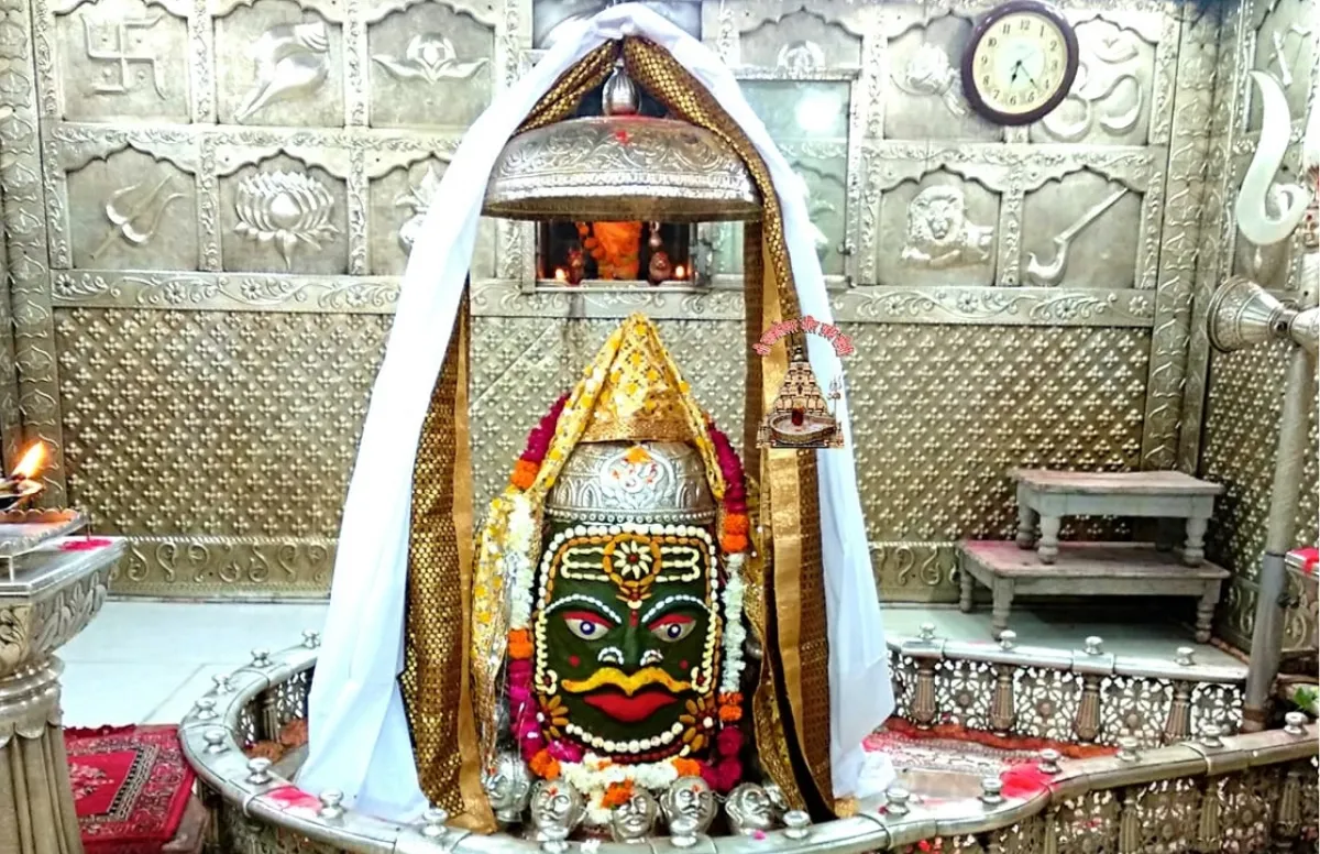 महाकाल मंदिर में भक्तों के शिवलिंग मलने पर रोक, पर सीमित मात्रा में अर्पित  कर सकेंगे शुद्ध दूध- SC का आदेश | Jansatta