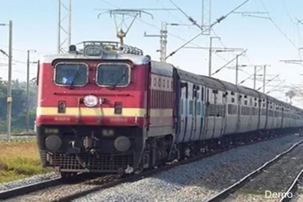 Chhattisgarh Train Cancellation Problem: यात्रियों को बड़ा झटका