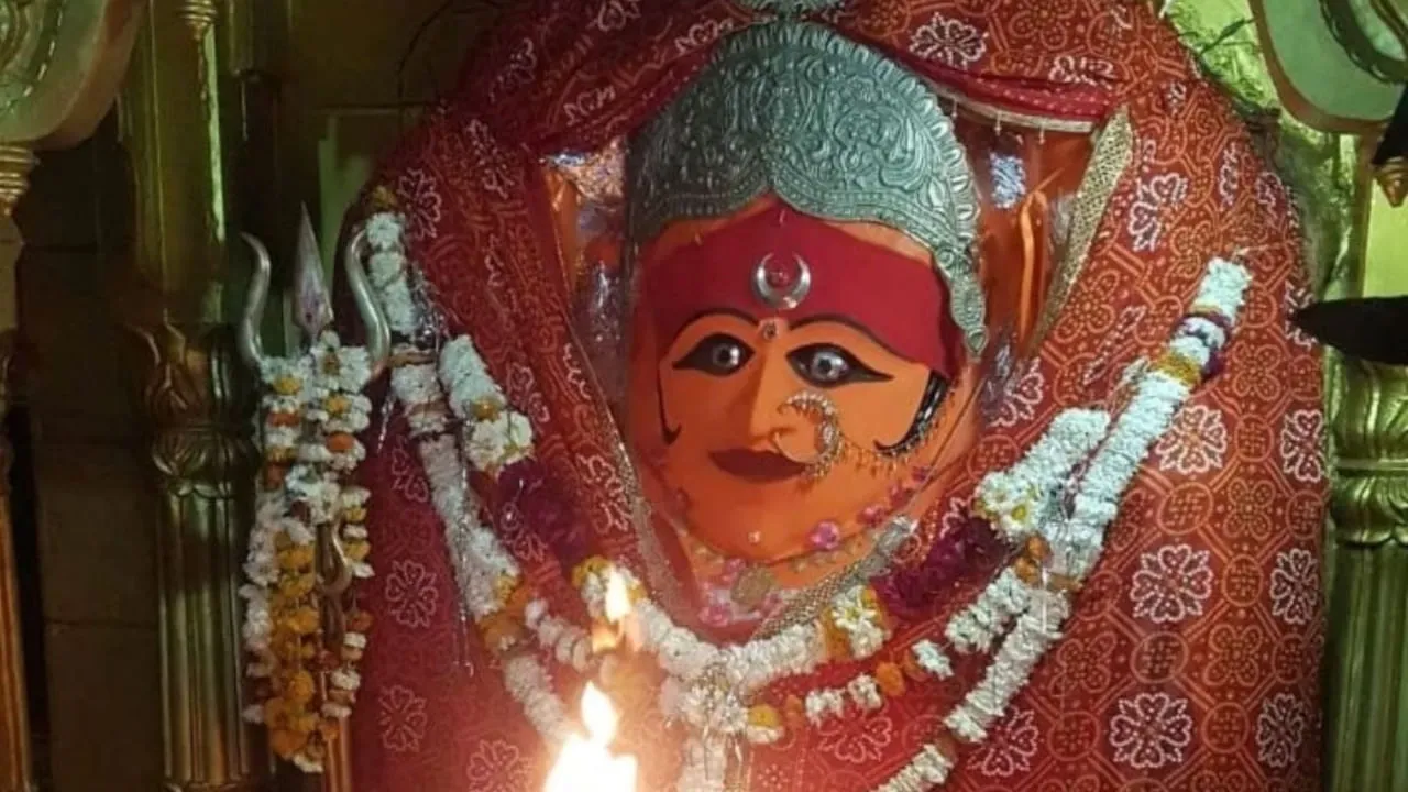 Chaitra Navratri 2023: यहां कर्ण ने की थी 'मां कनकावती' की स्थापना, खुदाई  में आज भी निकलते हैं शिवलिंग | Shajapur Maa Kankavati temple here fulfill  devotee every wish