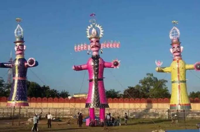 मध्य प्रदेश का सबसे बड़ा रावण दहन भोपाल में, 105 फीट लंबा होगा रावण का पुतला  | madhya pradesh biggest ravana dahan in bhopal effigy of ravana will be  105 fee - MP Breaking News