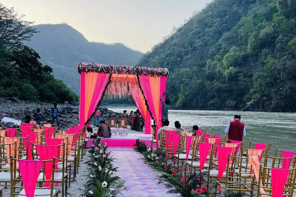 Resort for wedding destination in Rishikesh within 7 lakhs