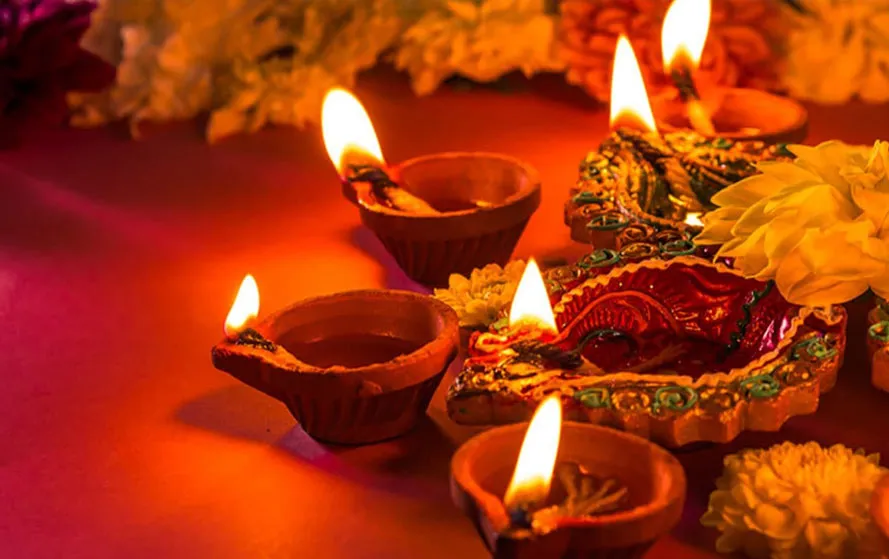 Deepawali 2023: भारत में इन स्थानों पर नहीं मनाया जाता है दीपावली का पर्व