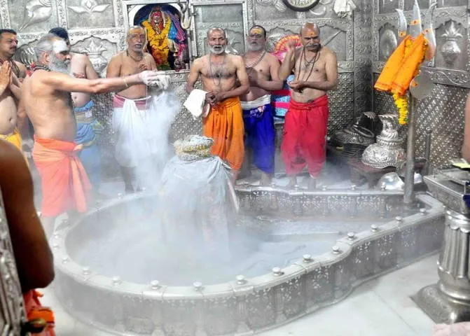 Bhasma Aarti at Mahakaleshwar Temple: A Unique Spiritual Experience -  उज्जैन दर्शन
