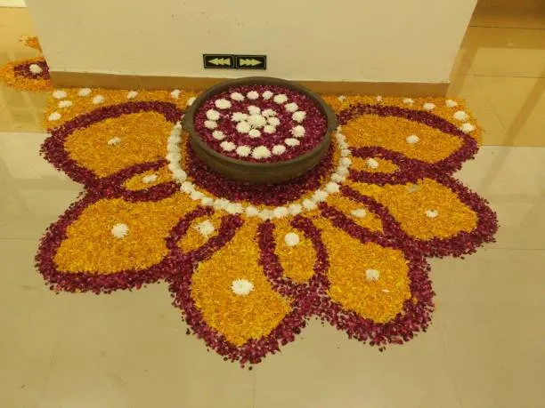 Diwali Rangoli: इस दिवाली बिना रंगों का इस्तेमाल किये इन तरीकों से बनाएं  रंगोली