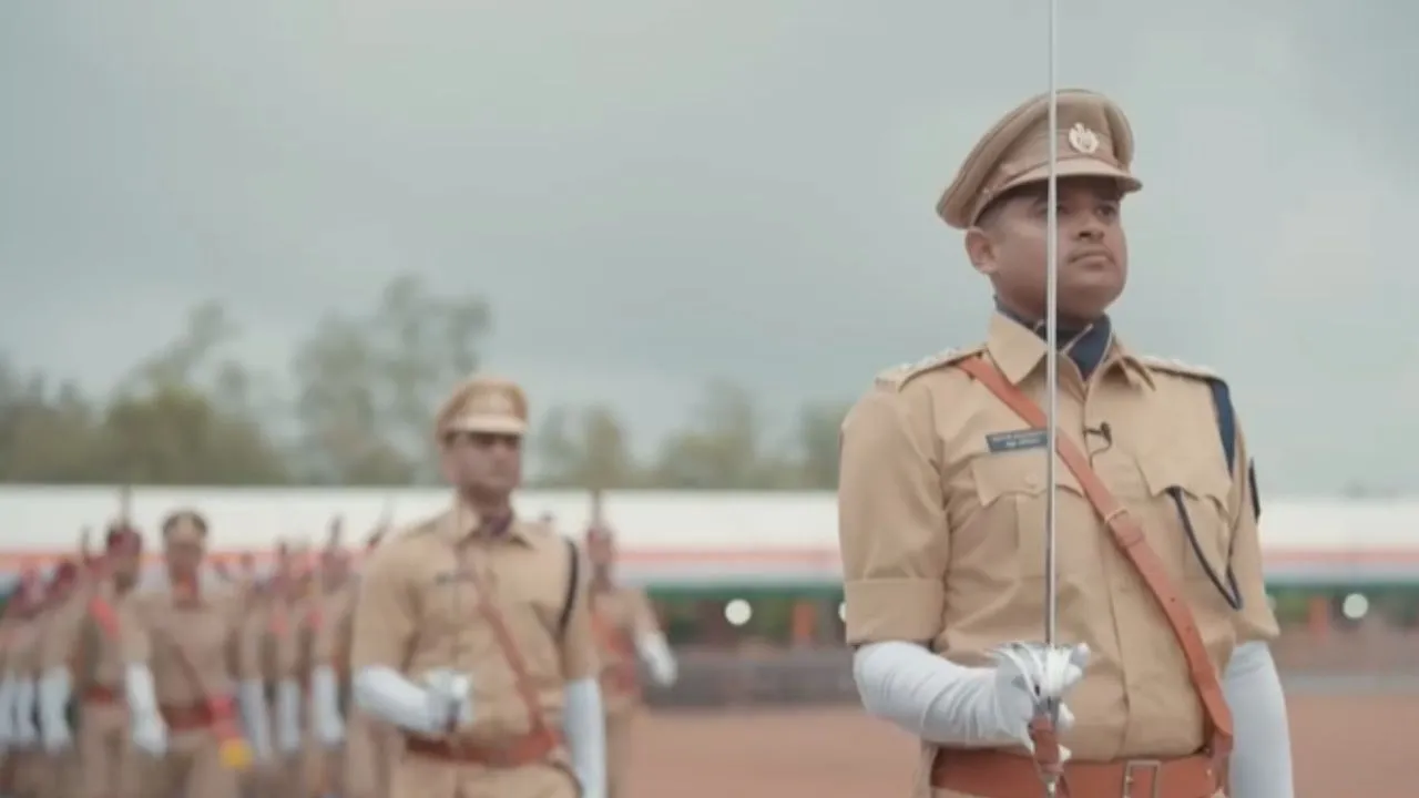 MP Police Jobs: मध्य प्रदेश में 8500 पुलिसकर्मियों की भर्ती का रास्ता साफ,  नियमों में भी संशोधन | Madhya Pradesh Police Recruitment 2025 For 8500  Posts of Constable Sub Inspector and Office Staff