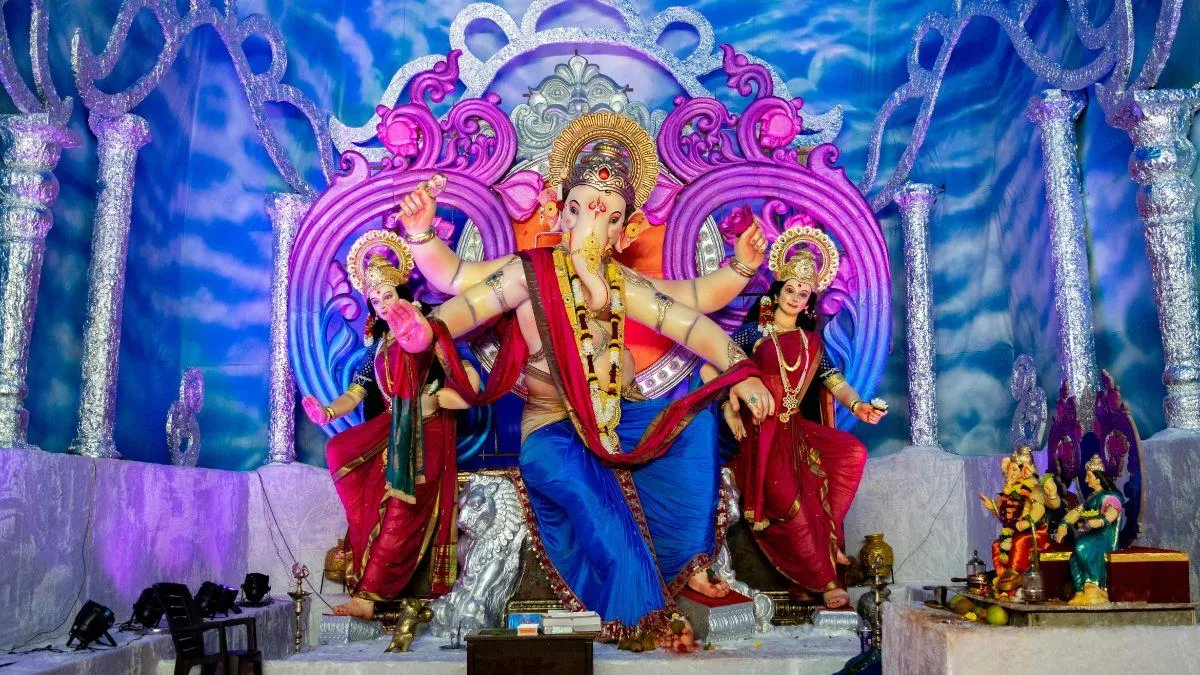 आ रहे हैं विघ्नहर्ता, जानिए कब है गणेश चतुर्थी 2025? - Ganesh Chaturthi  2025 Date Puja Muhurat and Complete Significance
