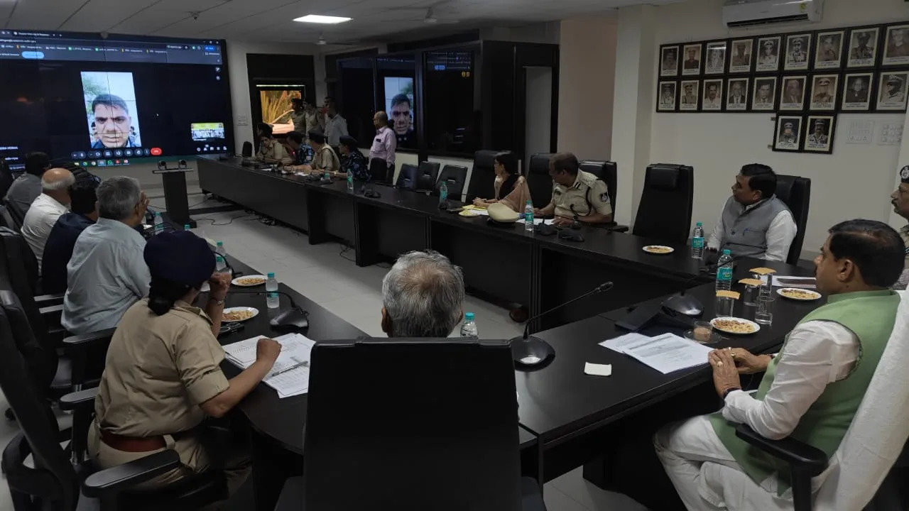 CM In Action: MP में अतिवृष्टि से प्रभावित 2900 लोगों का रेस्क्यू, बचाव और राहत  कार्य में किसी प्रकार की कोताही बर्दाश्त नहीं- CM डॉ. यादव | Mediawala