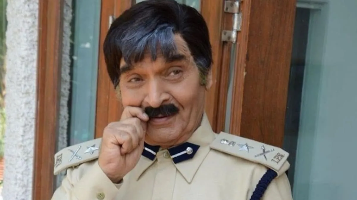 नही रहे अंग्रेजो के जमाने के जेलर,दुनिया से हुए रुख्शत - Divya Kirti