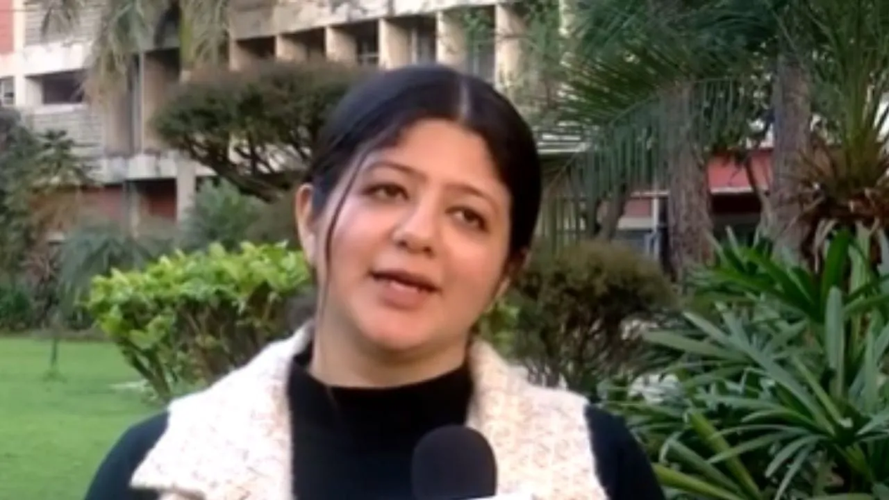 पांचवें प्रयास में कमाल, दीक्षा मक्कड़ ऐसे बनीं UGC-NET की ऑल इंडिया टॉपर | Diksha  Makkar became the All India topper of UGC NET in her fifth attempt