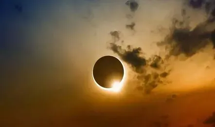 क्या होता है सूतक काल? जानें ग्रहण के दौरान क्या है महत्व | What is sutak  kaal know its importance during eclipse | Dynamite News Hindi