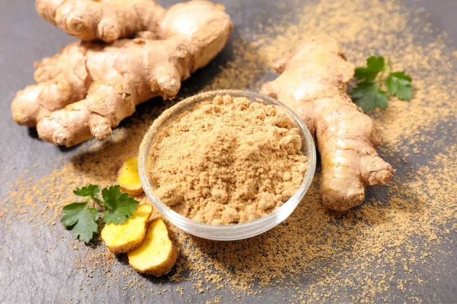 6 Amazing Benefits Of Ginger For Hair &ndash; Traya