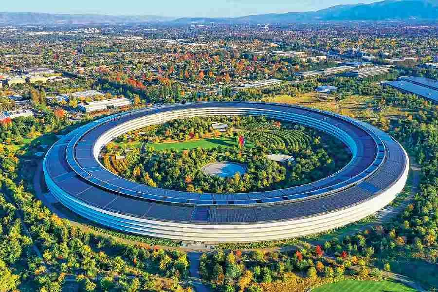 mixed-reality headset | Rumours are in plenty about Apple's next hardware. Will we get to see a mixed-reality headset? - Telegraph India