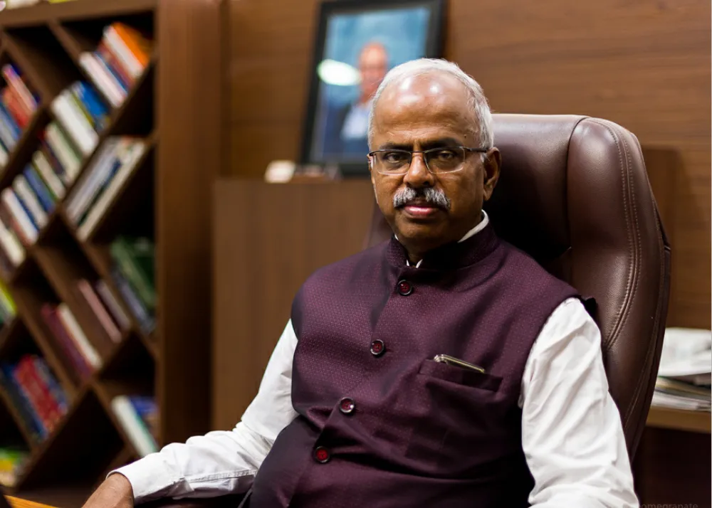 Dr Arokiaswamy Velumani The Chairman Of Thyrocare