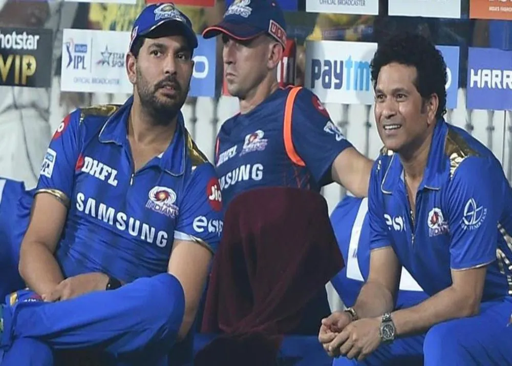 yuvraj singh with Sachin Tendulkar