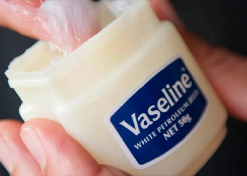 Petroleum jelly