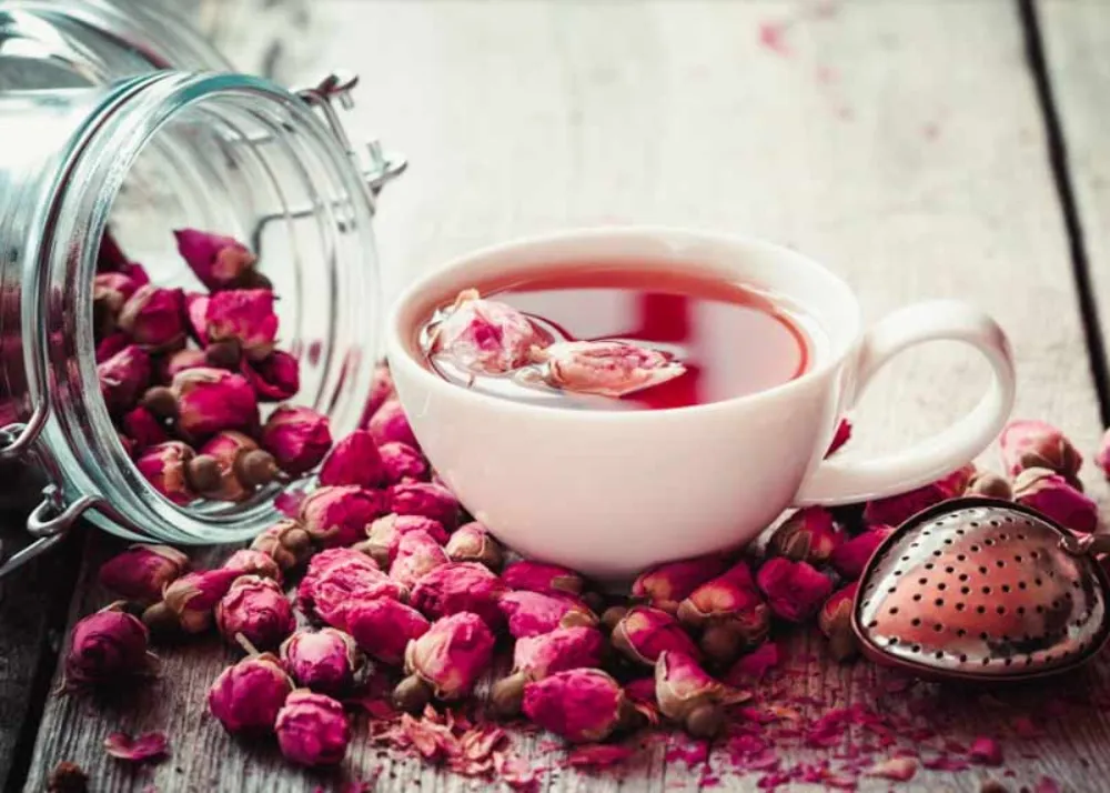 rose tea