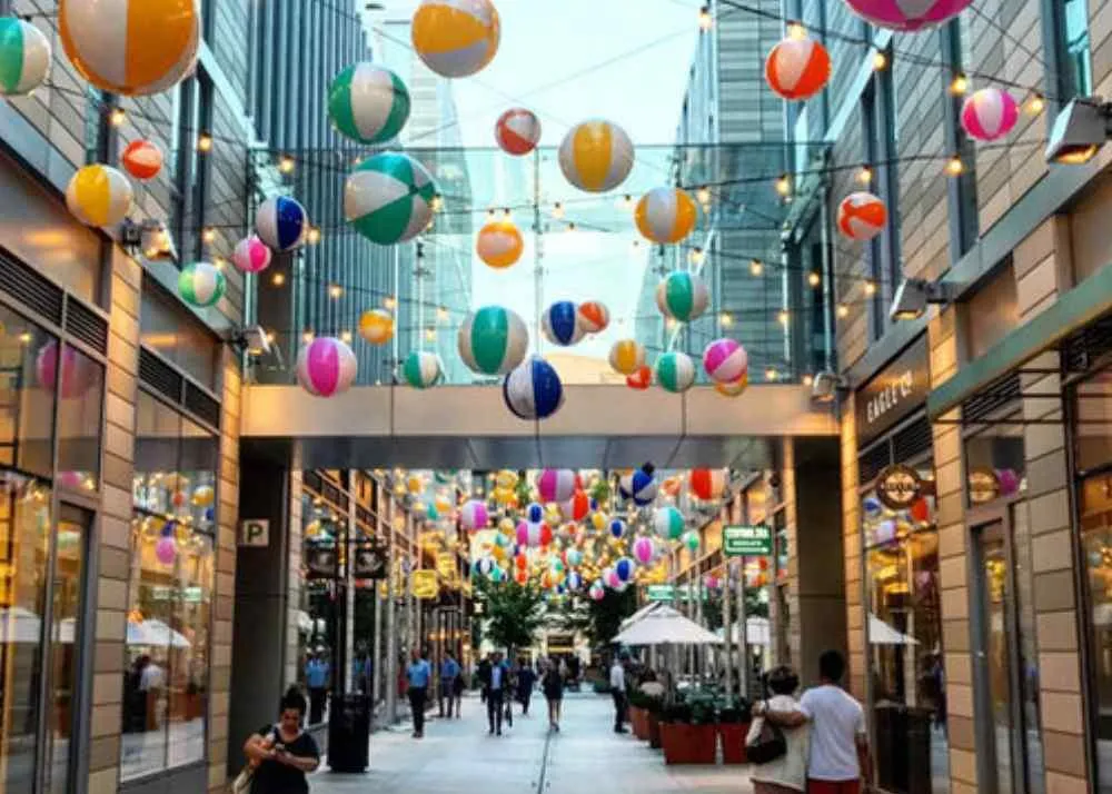 fmaous places in usa