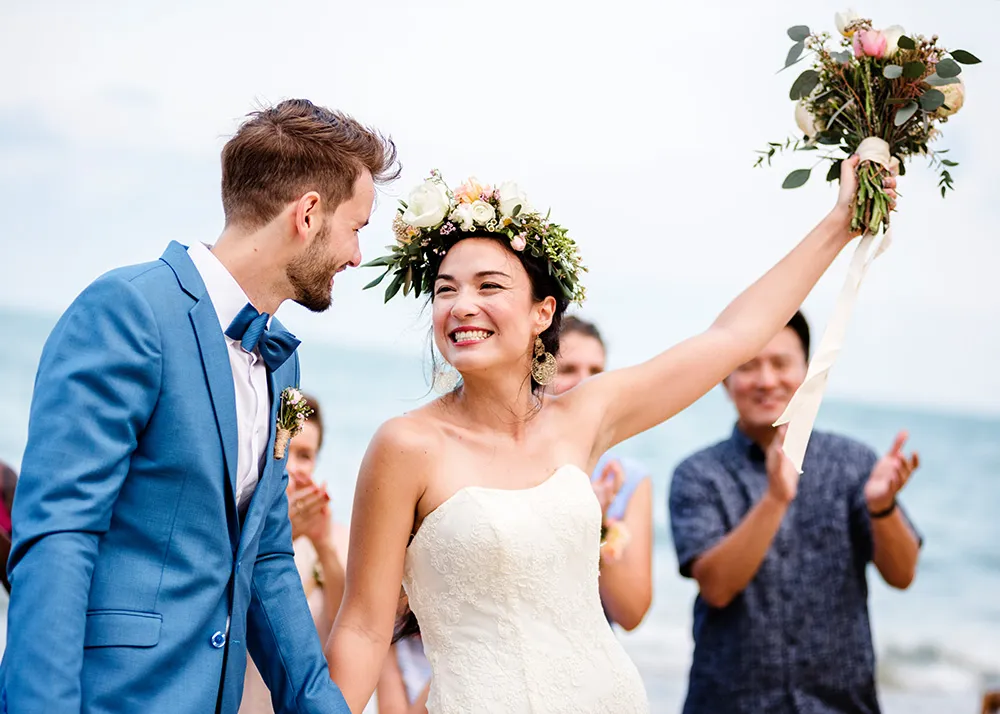 destination wedding tips