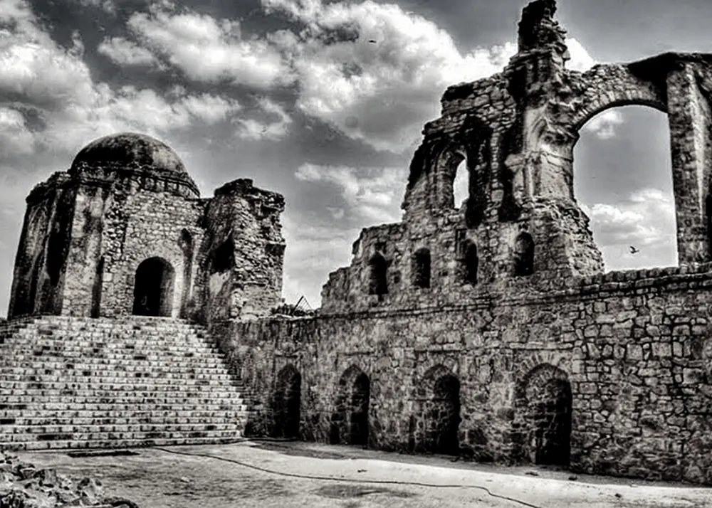 most haunted forts in India 