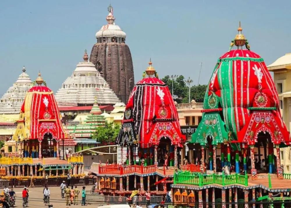 richest temples of india