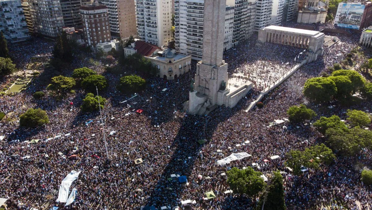 Lionel Messi hometown Rosario celebration