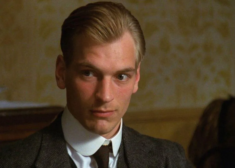 Julian Sands