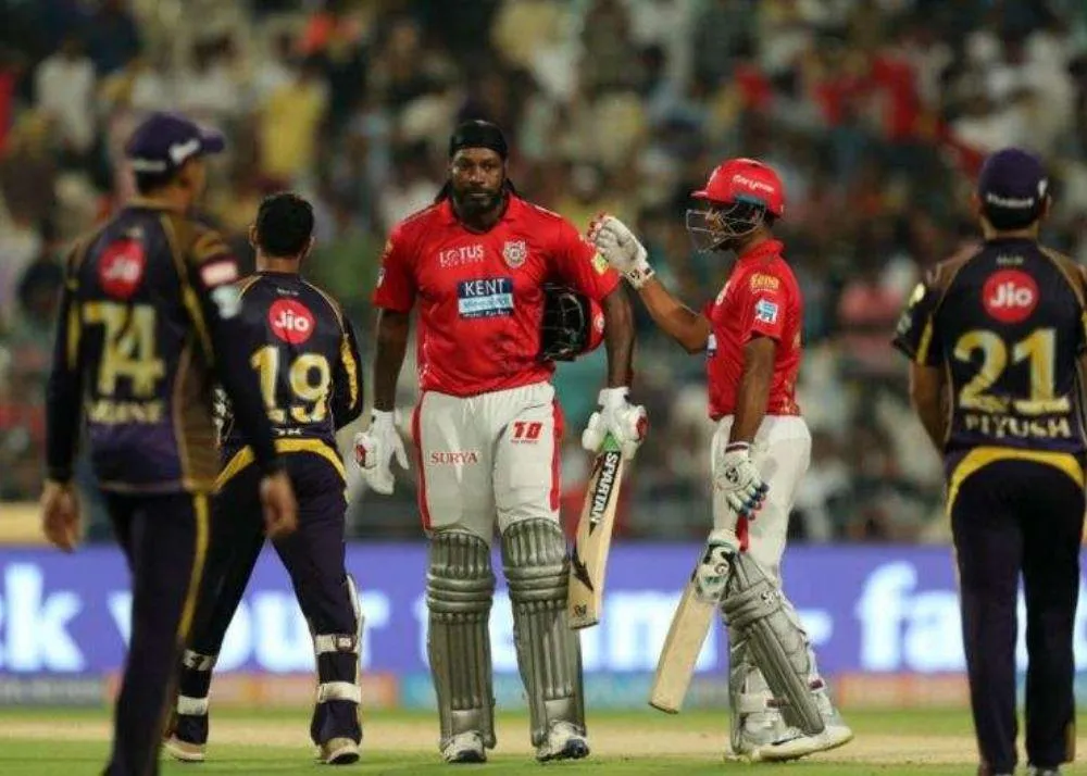 Most Sixes in a Single IPL match