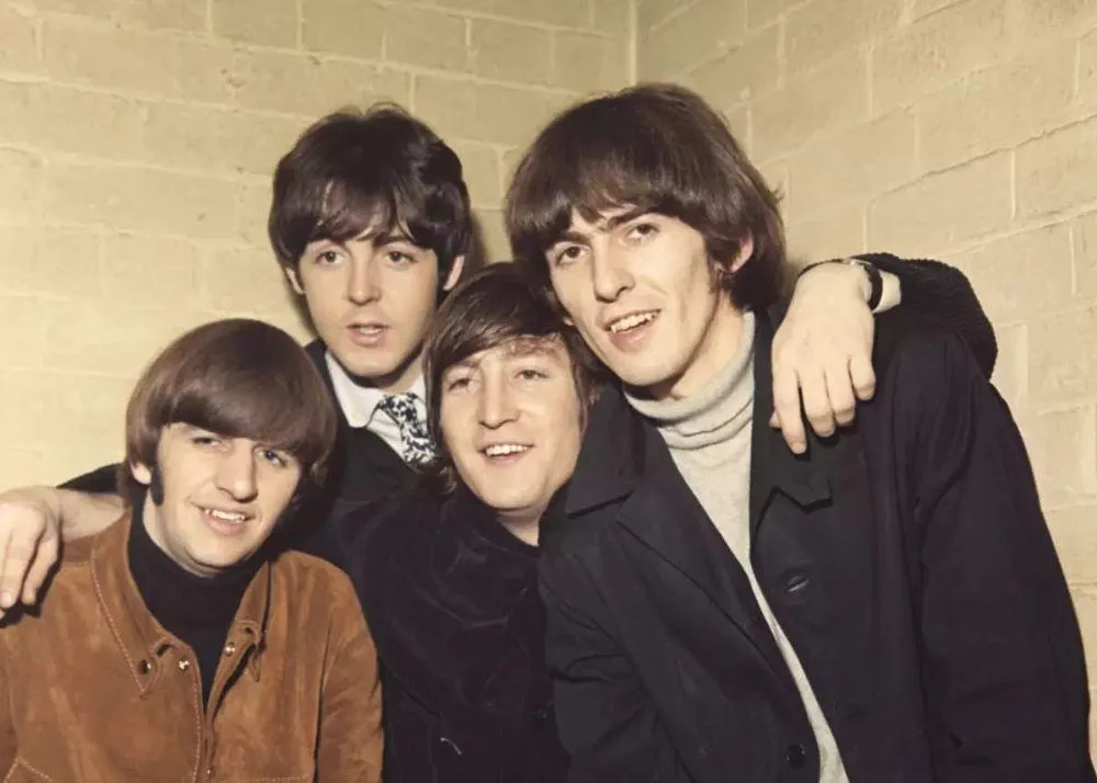 Most popular artists in the world