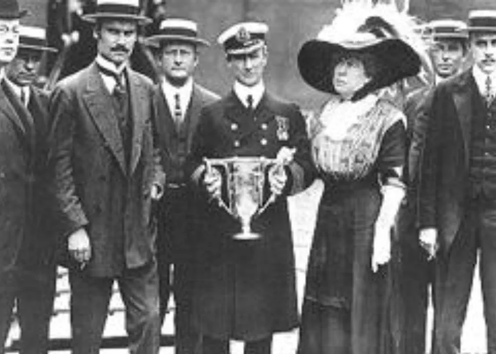 Titanic Ship: Molly Brown a survivor of Titanic