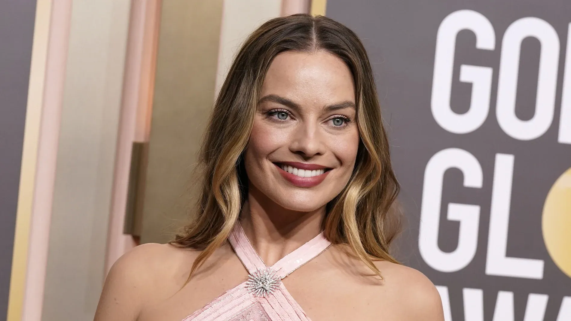 Margot Robbie is still left behind as an actress