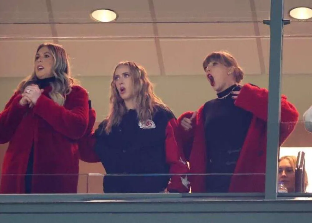 Kansas City Chiefs Vs. Green Bay Packer