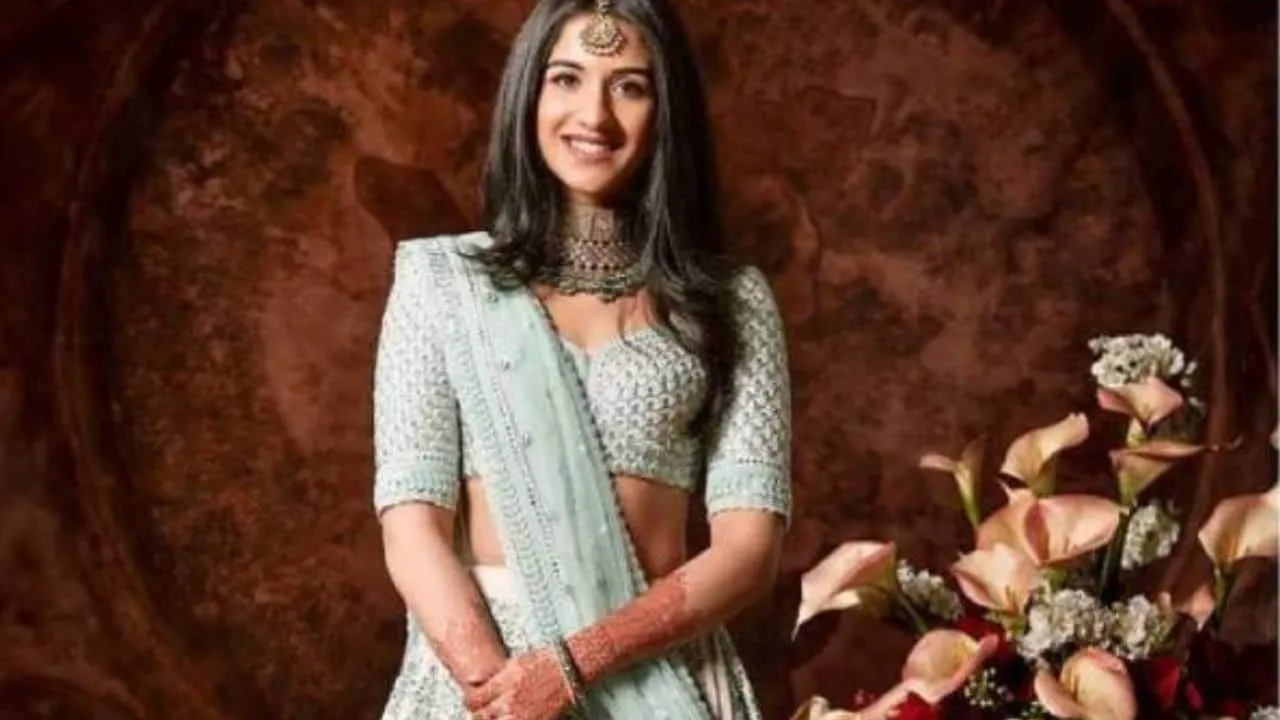 Radhika Merchant Background<br />
