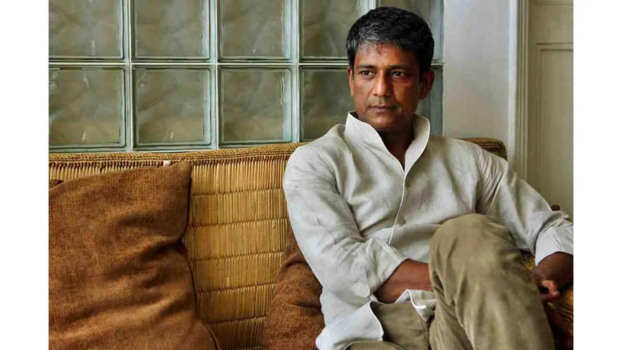 How did the tension between Sandeep Vanga and Adil Hussain start