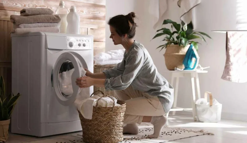 Tips for clothes care in monsoon