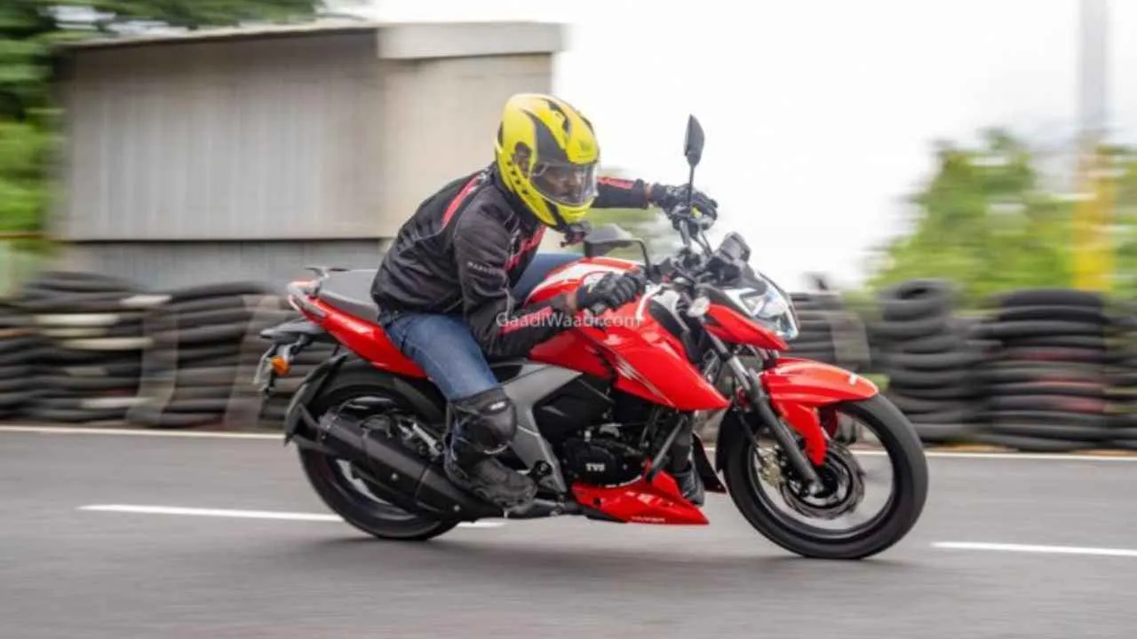 TVS Apache RTR 160 4V