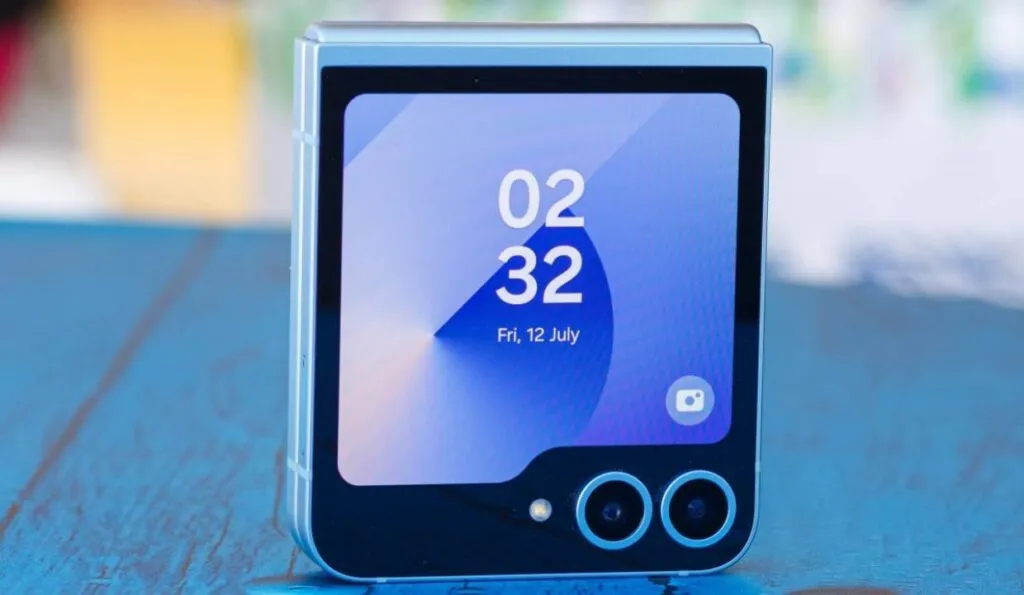 Samsung Galaxy Z Flip 7