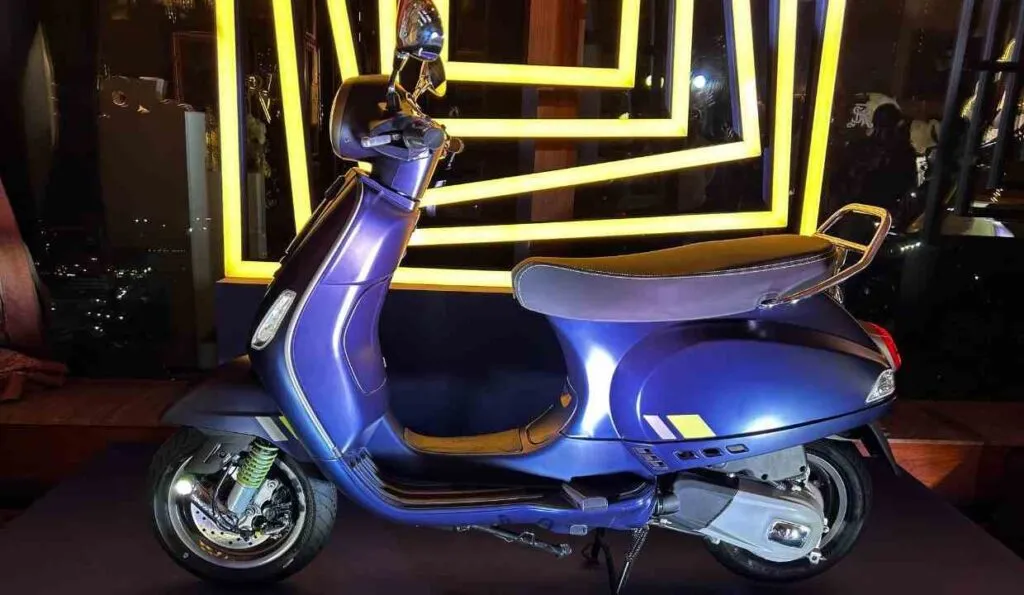 2025 Vespa Scooter