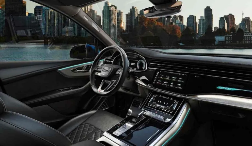 Audi Q7 Signature Edition 