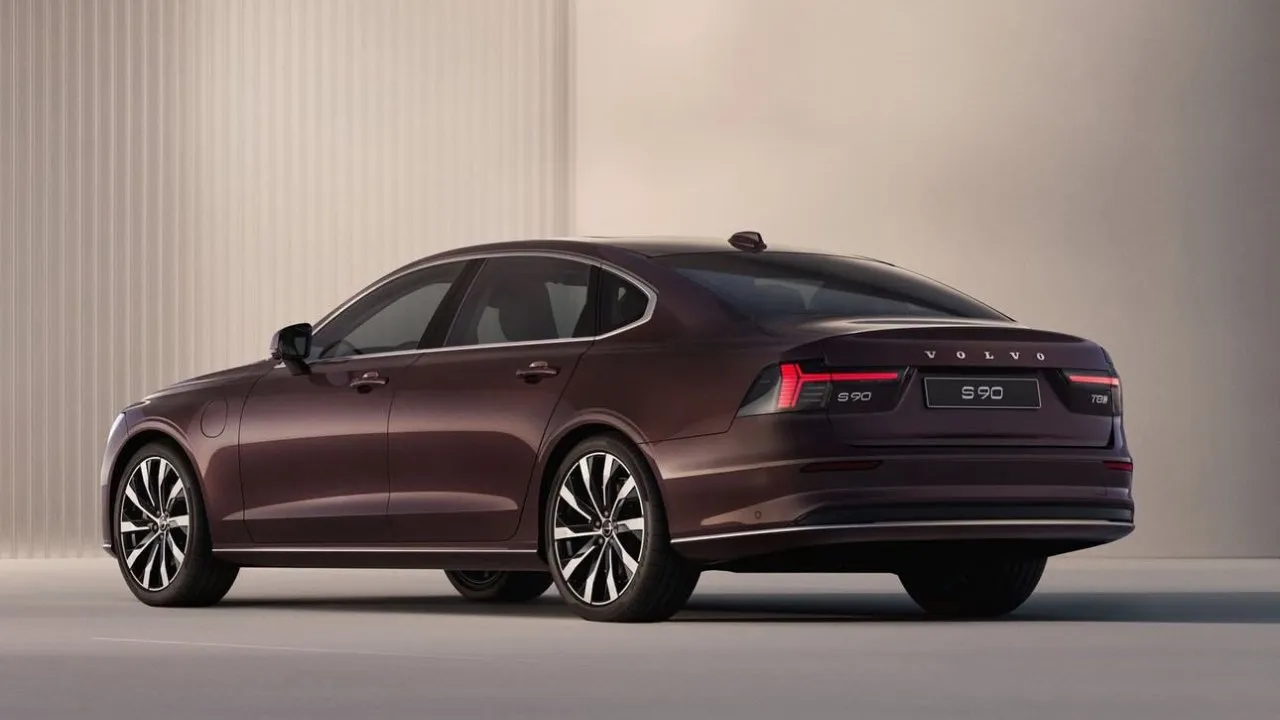 Volvo S90