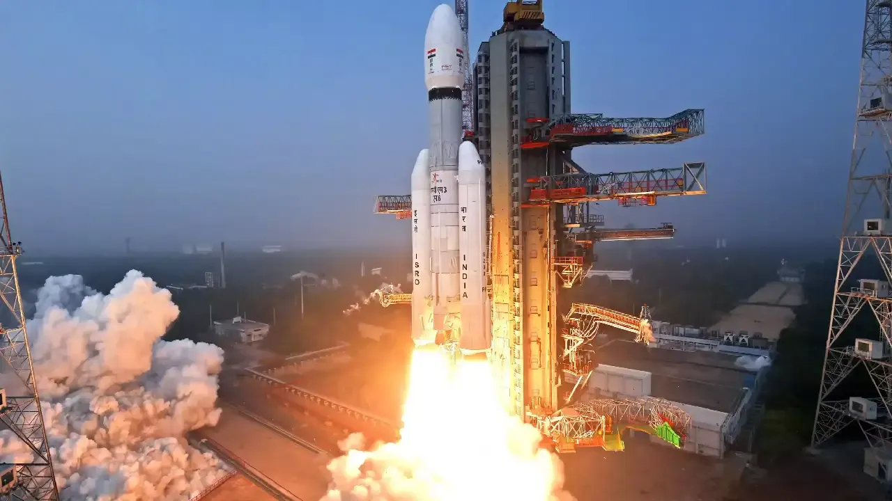 Launch of Bahubali Rocket with BlueBird-6