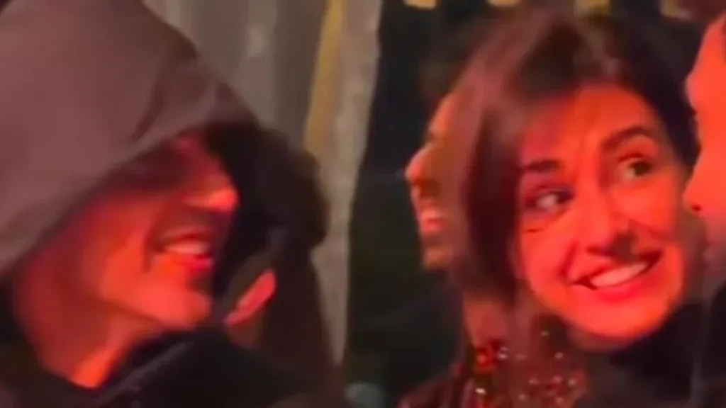 Disha Patani and Talwinder can be seen holding hands